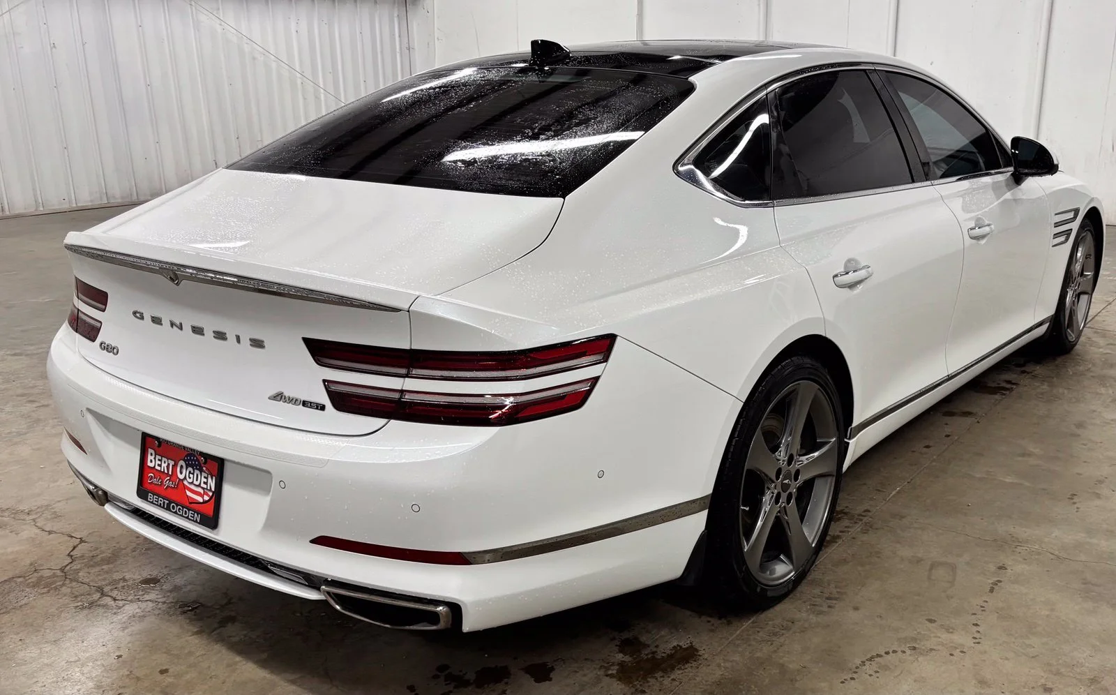 Used 2021 White Genesis 3.5T image 6