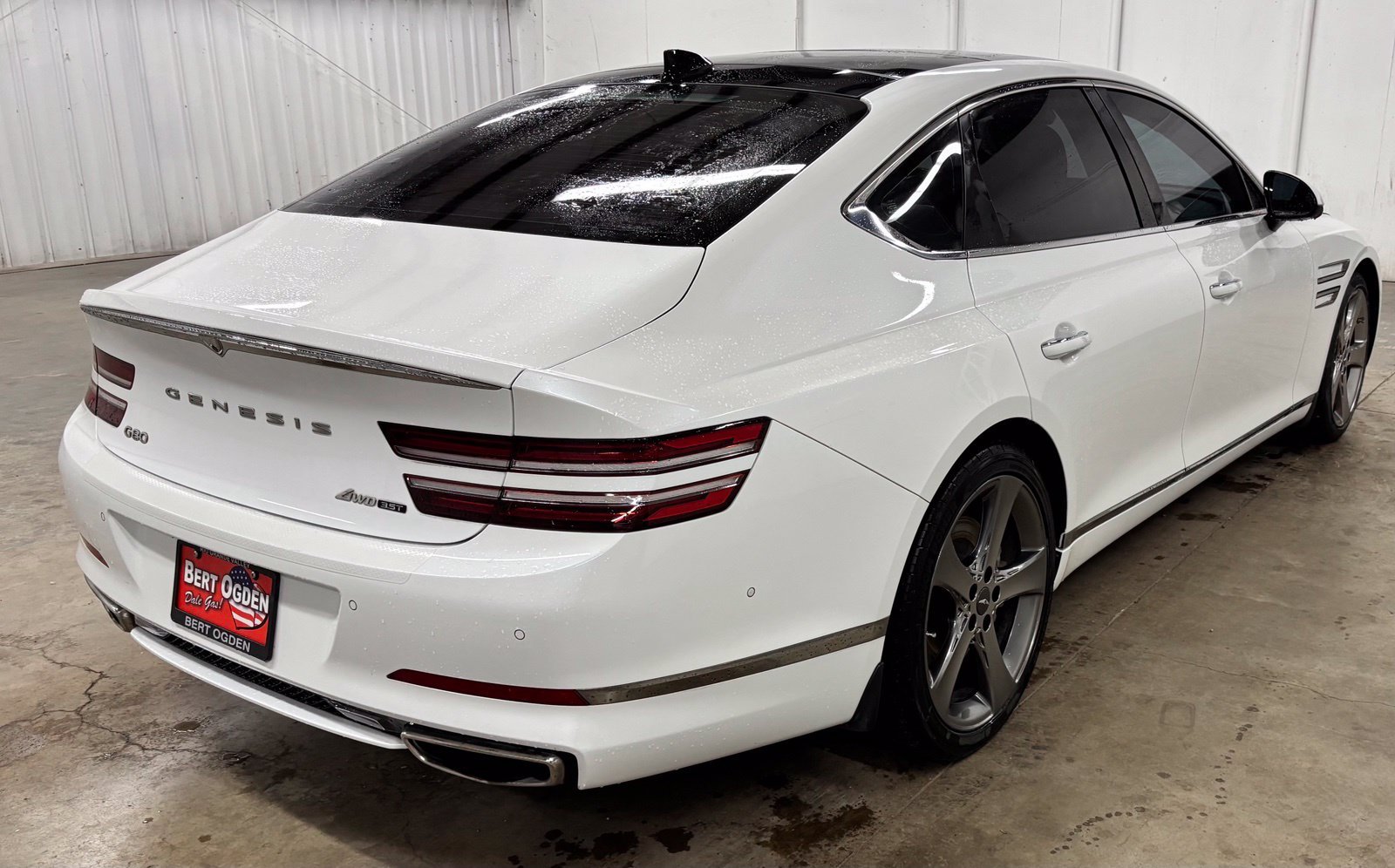 Used 2021 White Genesis 3.5T image 6