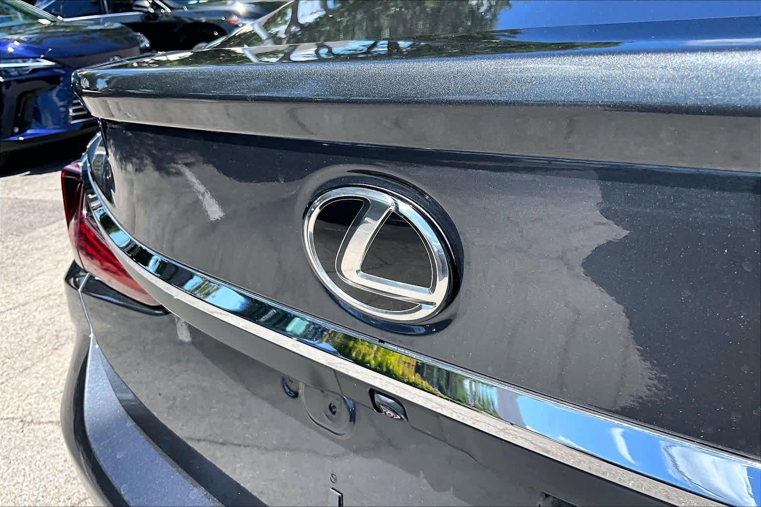 Certified Used 2025 CLOUDBURST GRAY Lexus  image 31
