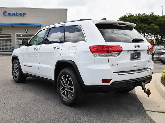 Used 2019 Bright White Clearcoat Jeep Limited image 5