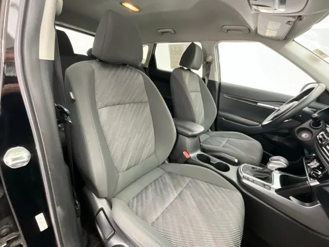 Used 2022 Black Kia LX image 12