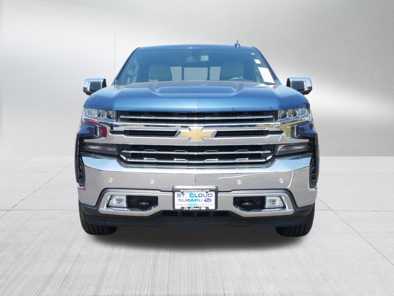 Used 2019 Chevrolet Silverado 1500 LTZ with VIN 1GCUYGEDXKZ366500 for sale in Saint Cloud, Minnesota