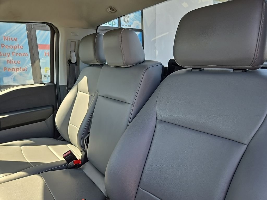Used 2021 White Ford XL image 38