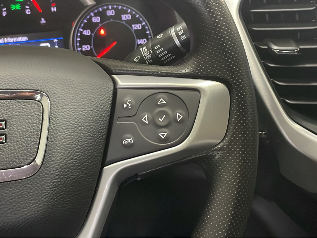 Used 2023 Silver GMC SLE image 17
