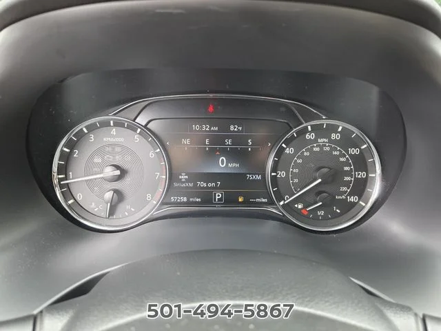 Used 2022 Silver INFINITI Premium Select image 25