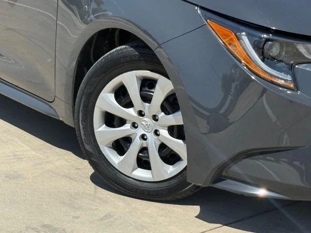 Certified Used 2025 UNDERGROUND Toyota LE image 33