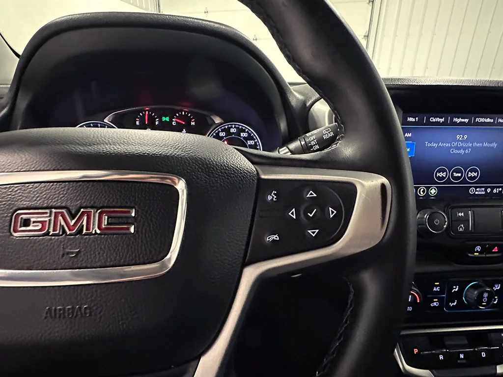 Used 2024 Blue GMC SLT image 36