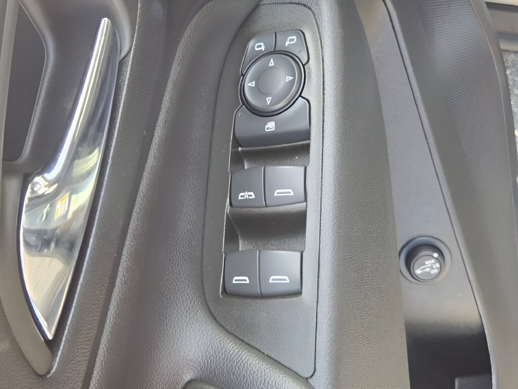 Used 2023 Gray Chevrolet LT image 19