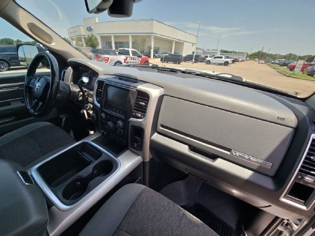 Used 2016 Bright White Clearcoat Ram Lone Star image 29