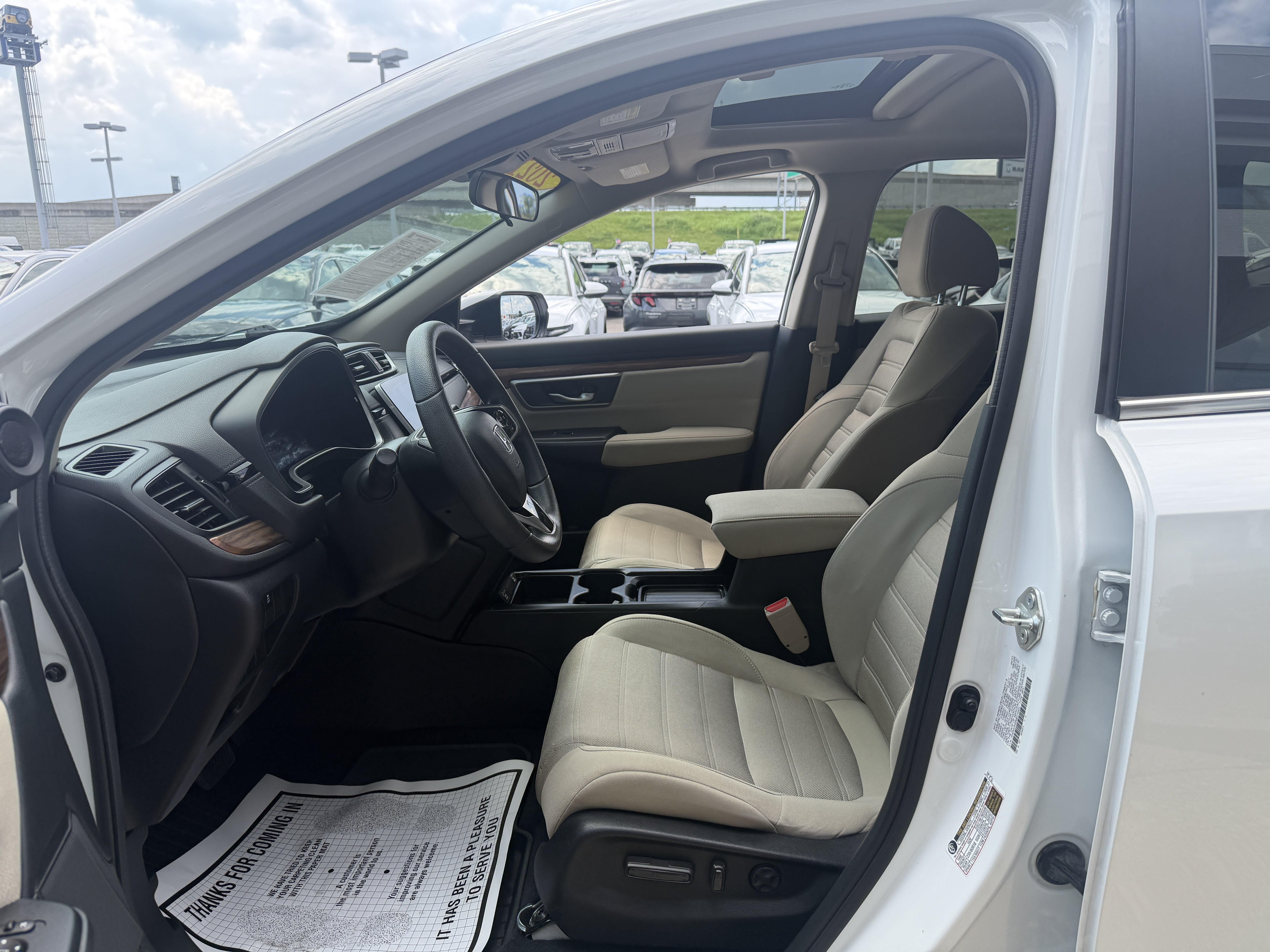 Used 2021 Platinum White Pearl Honda EX image 31