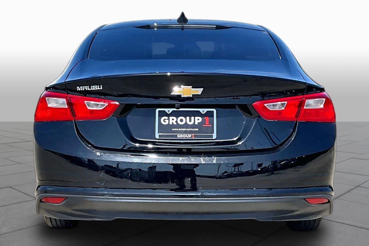 Used 2022 Mosaic Black Metallic Chevrolet LS image 5