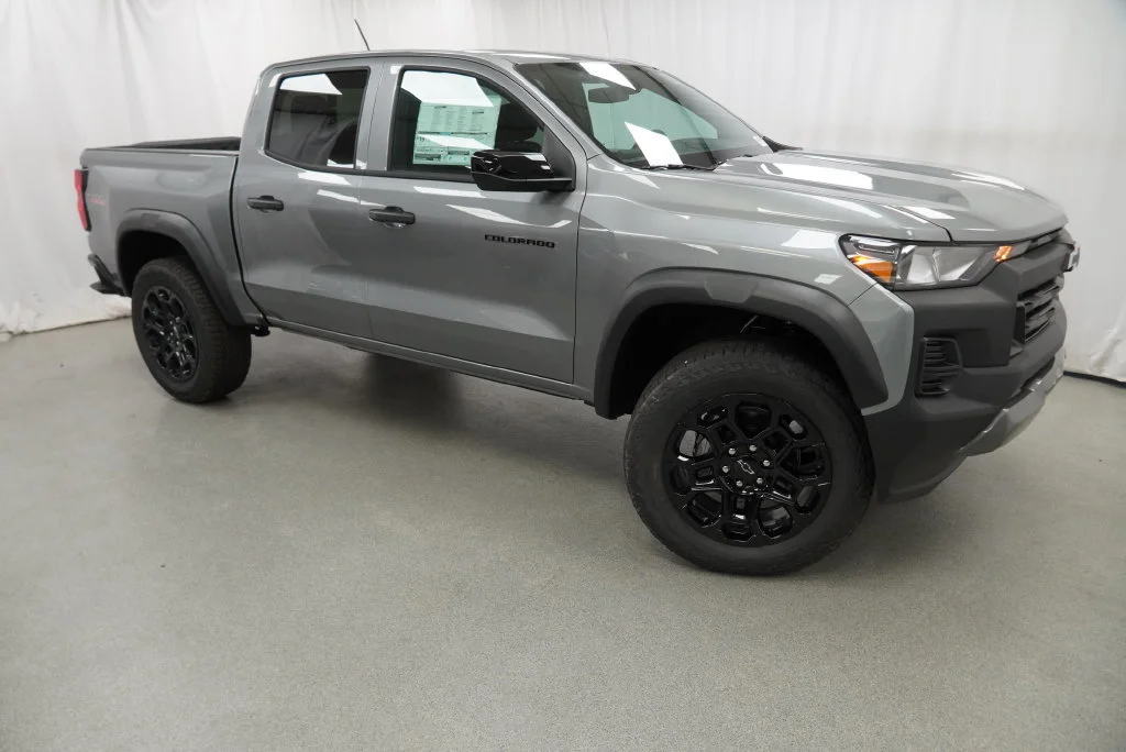 New 2026 Sterling Gray Metallic Chevrolet Trail Boss image 12