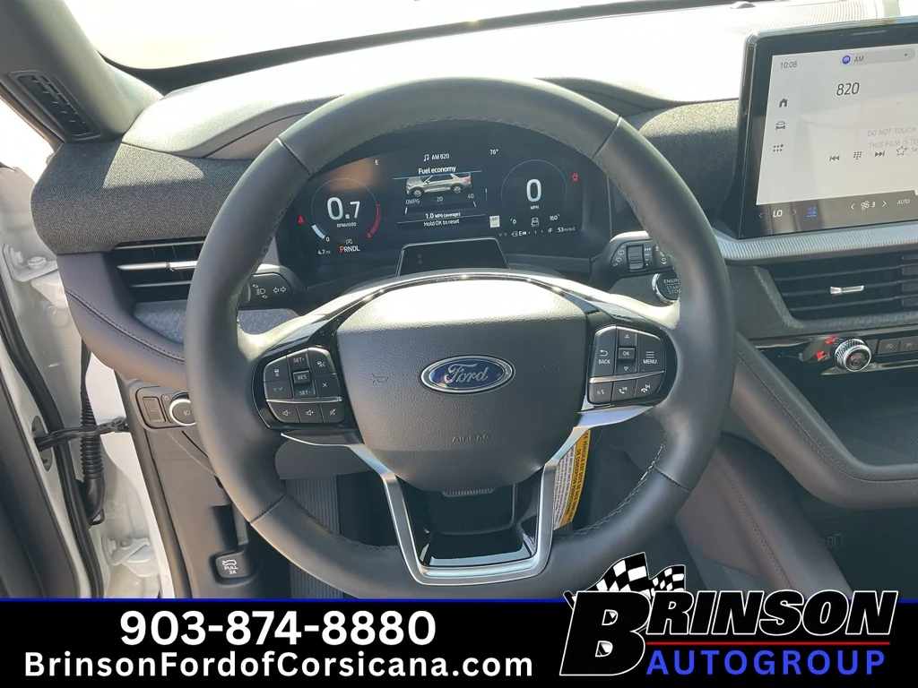 New 2026 Star White Metallic Tri-Coat Ford Platinum™ image 19