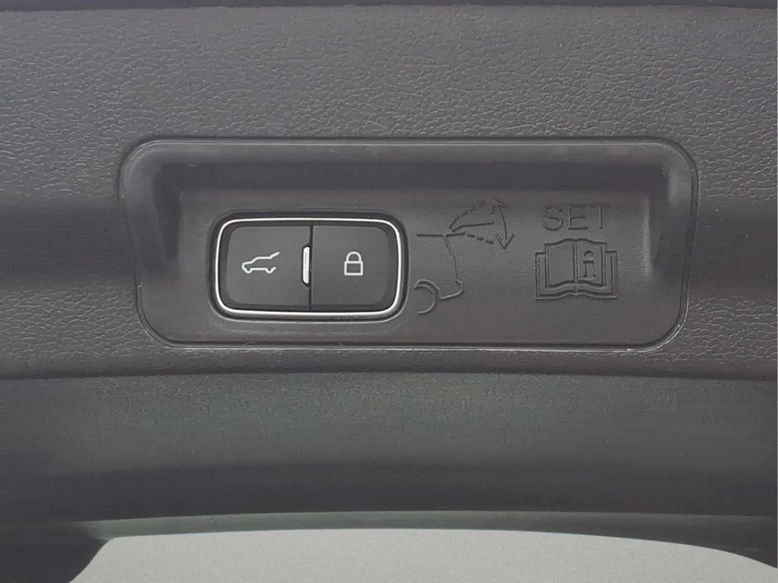 Used 2022 Agate Black Ford XLT image 7