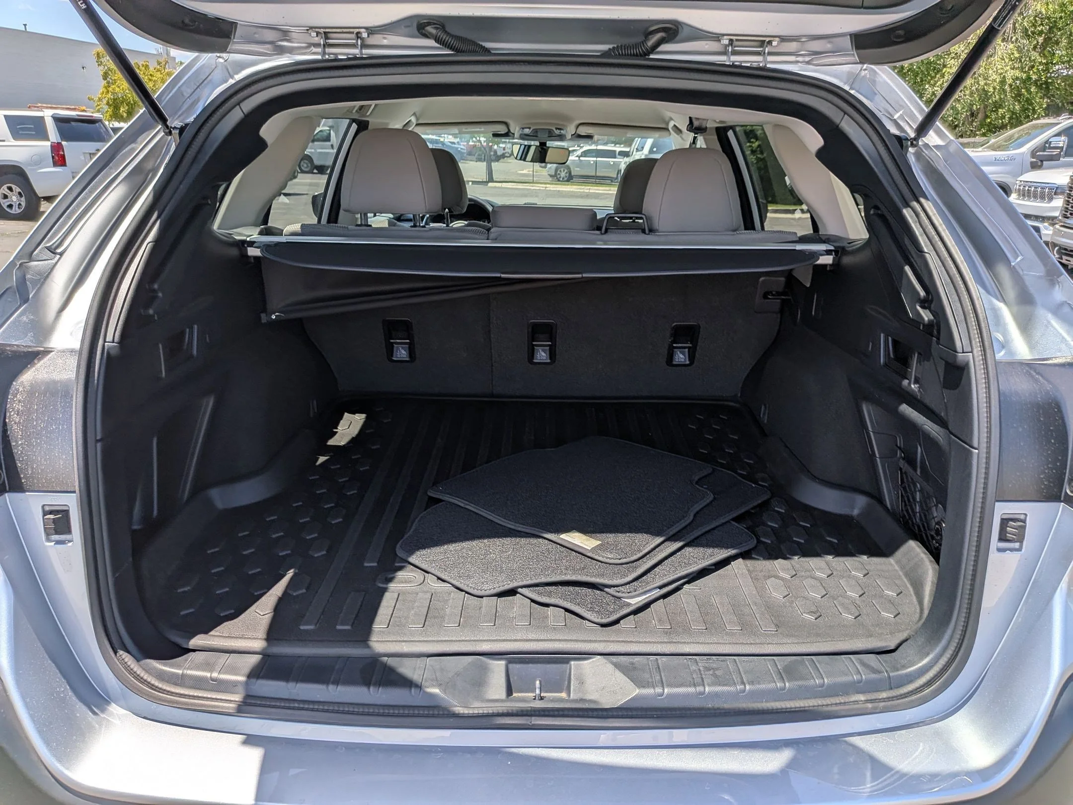 2024 Subaru Outback Premium - Photo 31