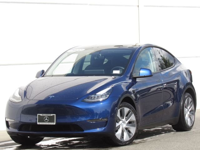 2022 Tesla Model Y Long Range Dual Motor All-Wheel Drive's photo