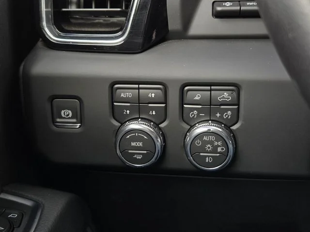 Used 2026 Silver GMC Denali image 20