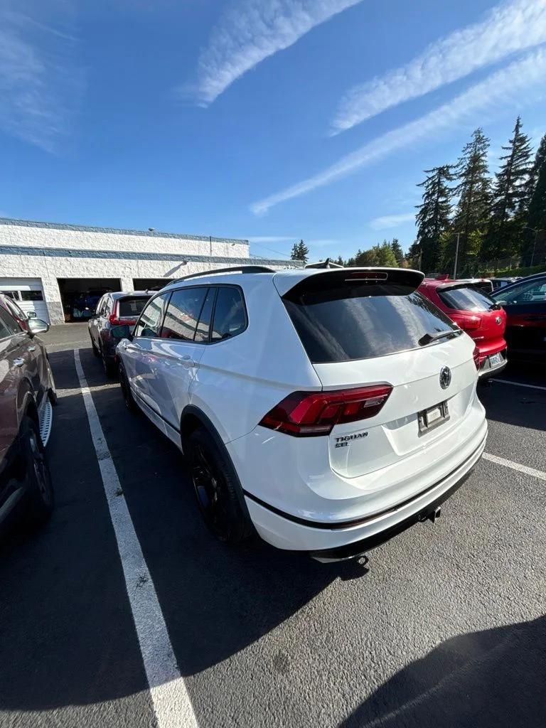 Used 2019 White Volkswagen 2.0T SEL R-Line image 3