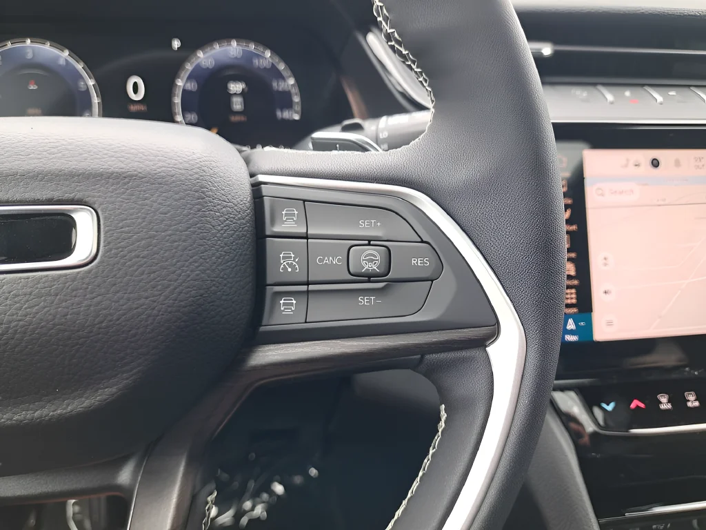 New 2026 White Jeep Altitude image 28