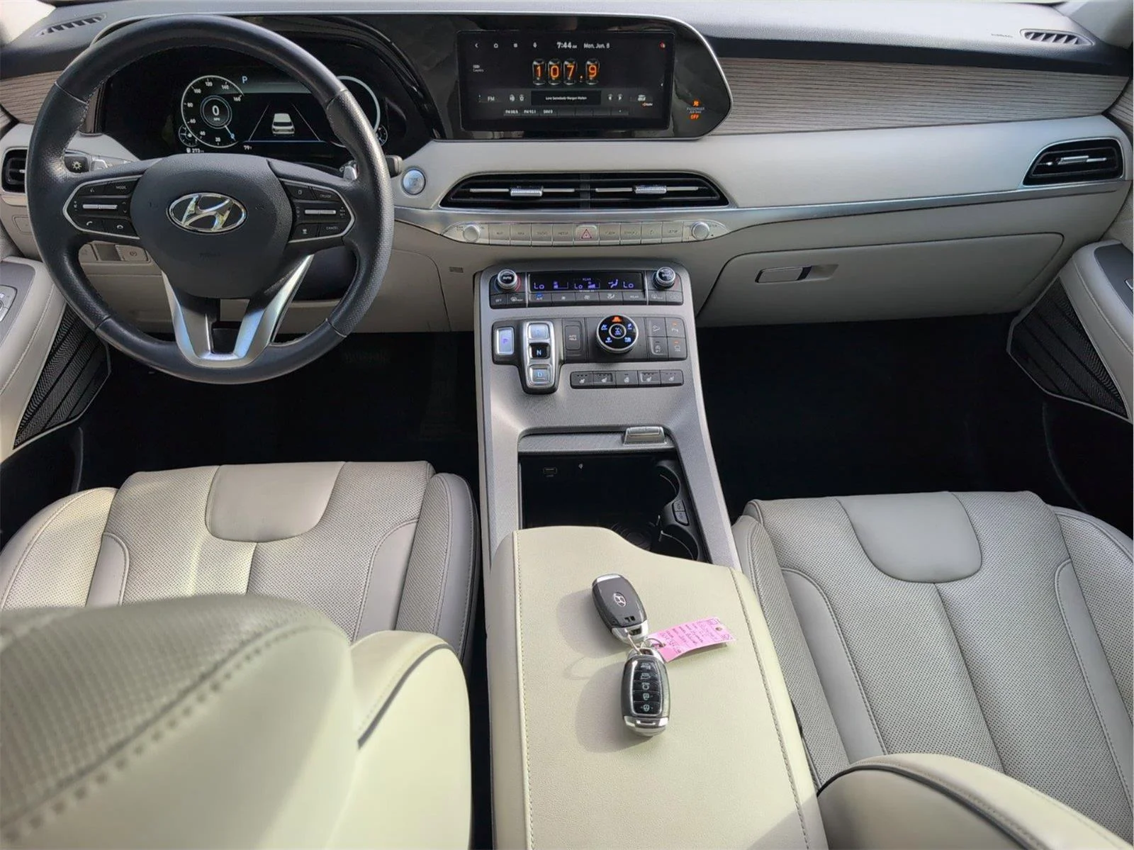 Used 2022 Sierra Burgundy Hyundai Calligraphy image 31
