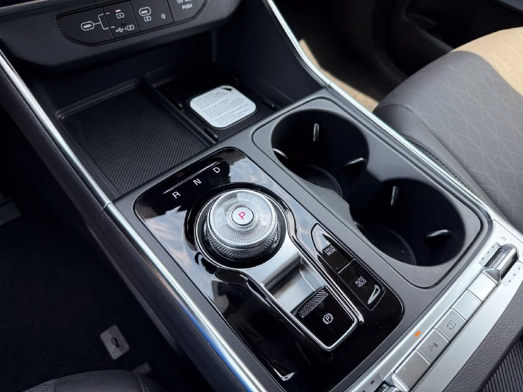 New 2026 Snow White Pearl Kia SX image 30