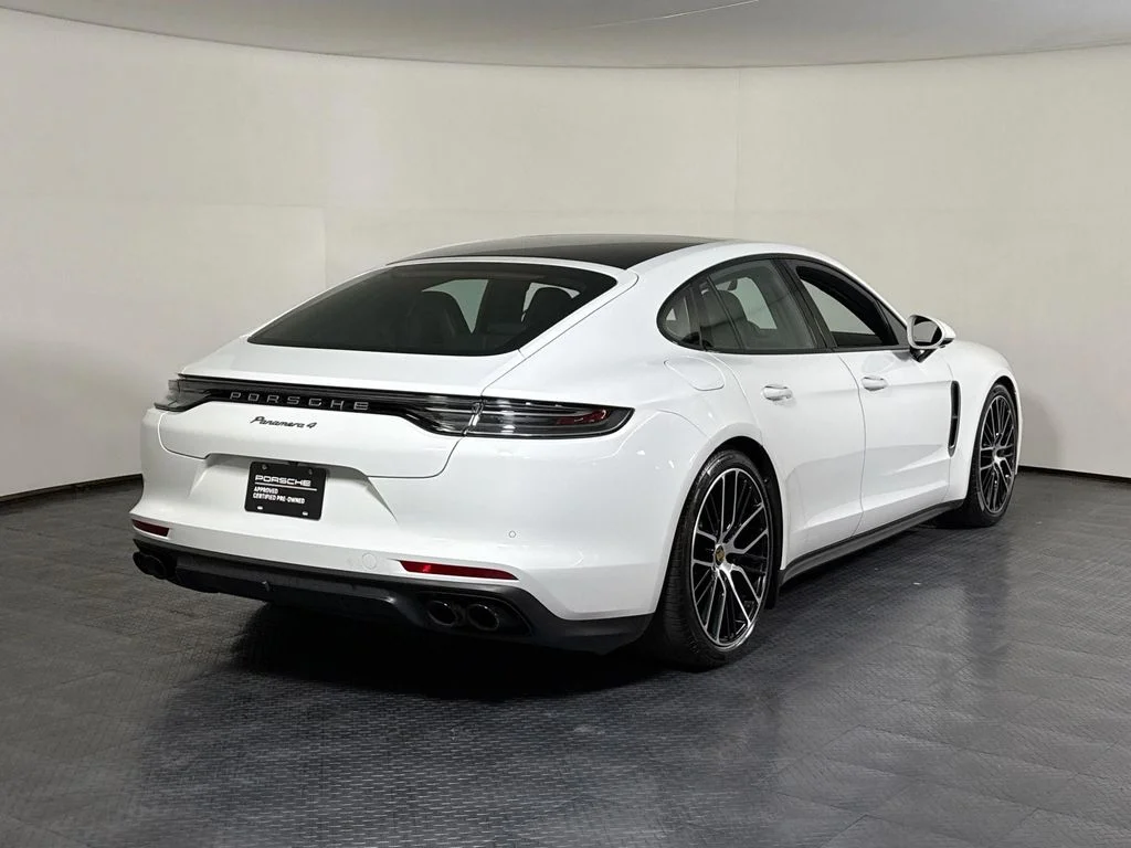 Used 2023 Carrara White Metallic Porsche 4 Platinum Edition image 7