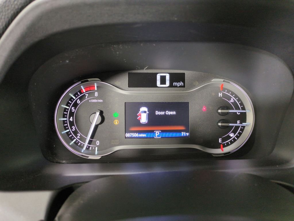 Used 2017 White Diamond Pearl Honda Touring image 15