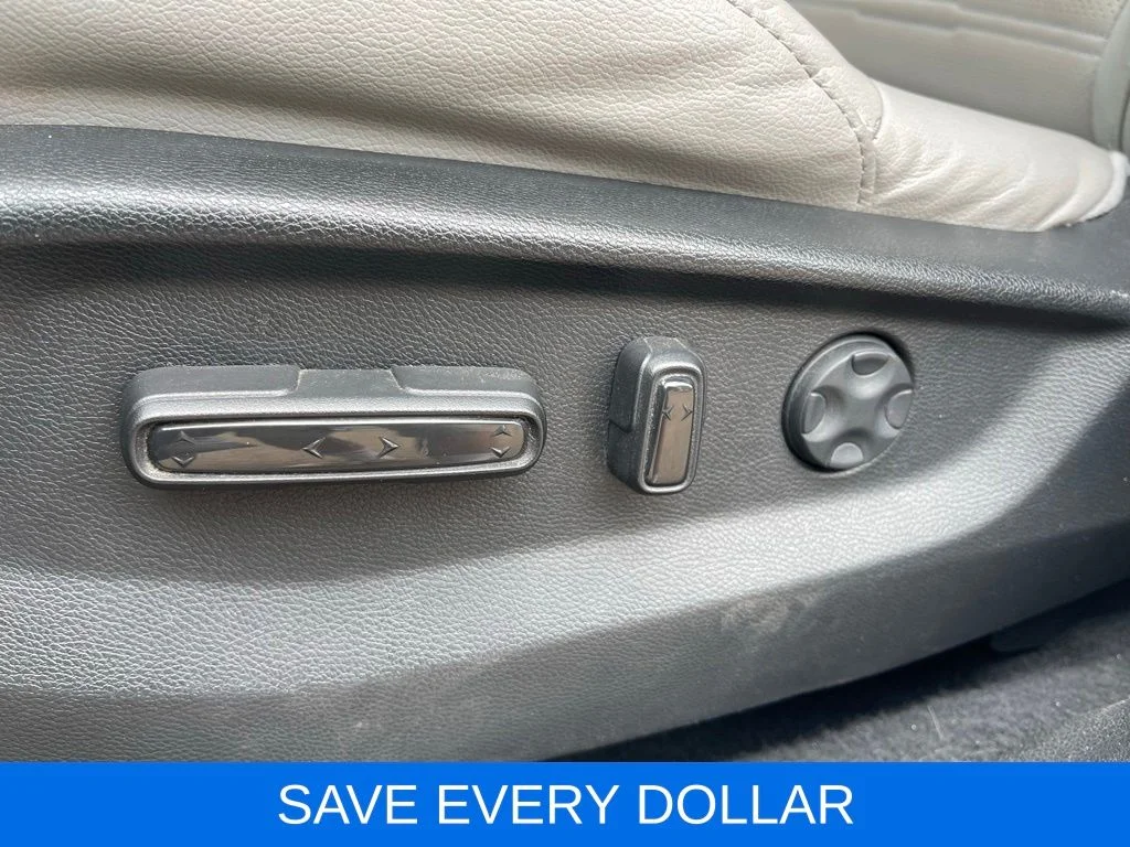 Used 2019  Honda EX-L image 22
