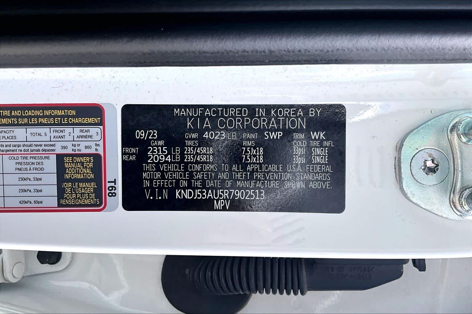 Used 2024 Snow White Pearl Kia GT-Line image 33