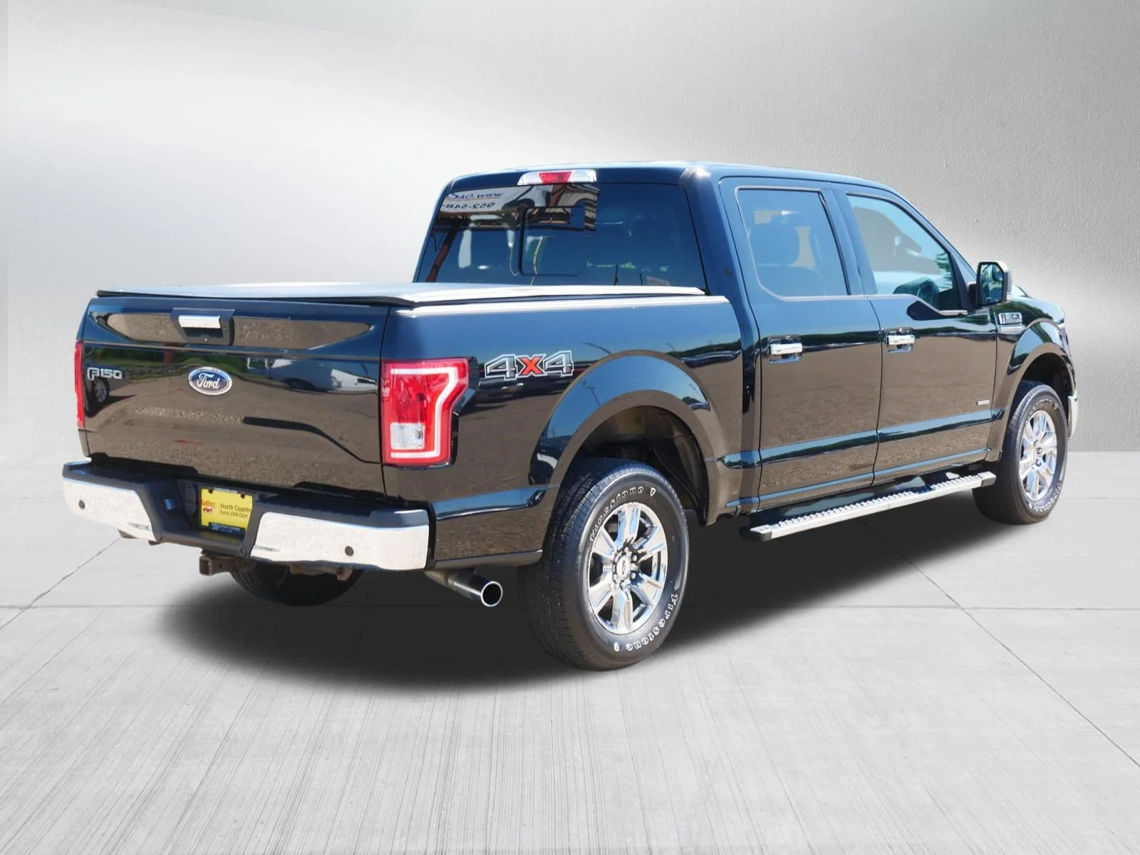 Certified Used 2022 Agate Black Ford XLT image 7