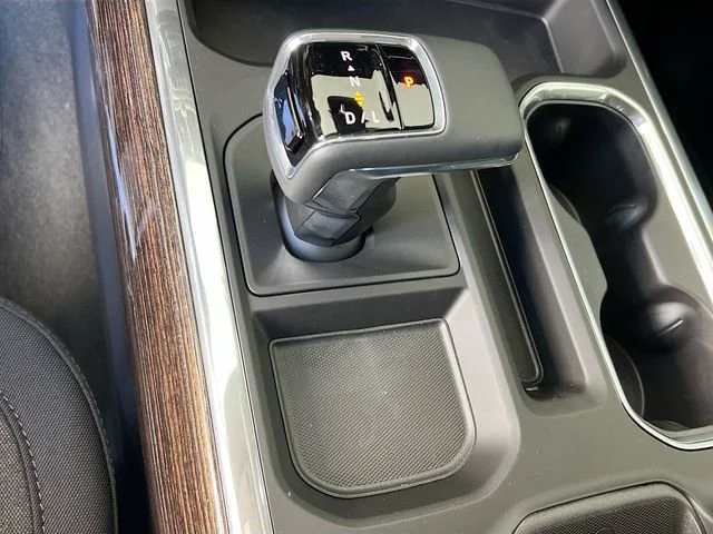 2026 GMC Sierra 1500 Elevation - Photo 12