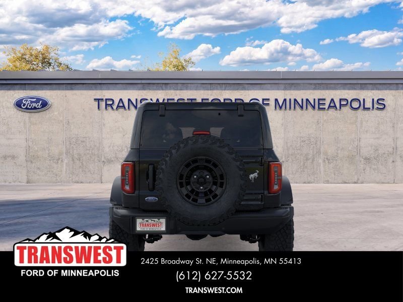 New 2026 Shadow Black Ford Badlands® image 5