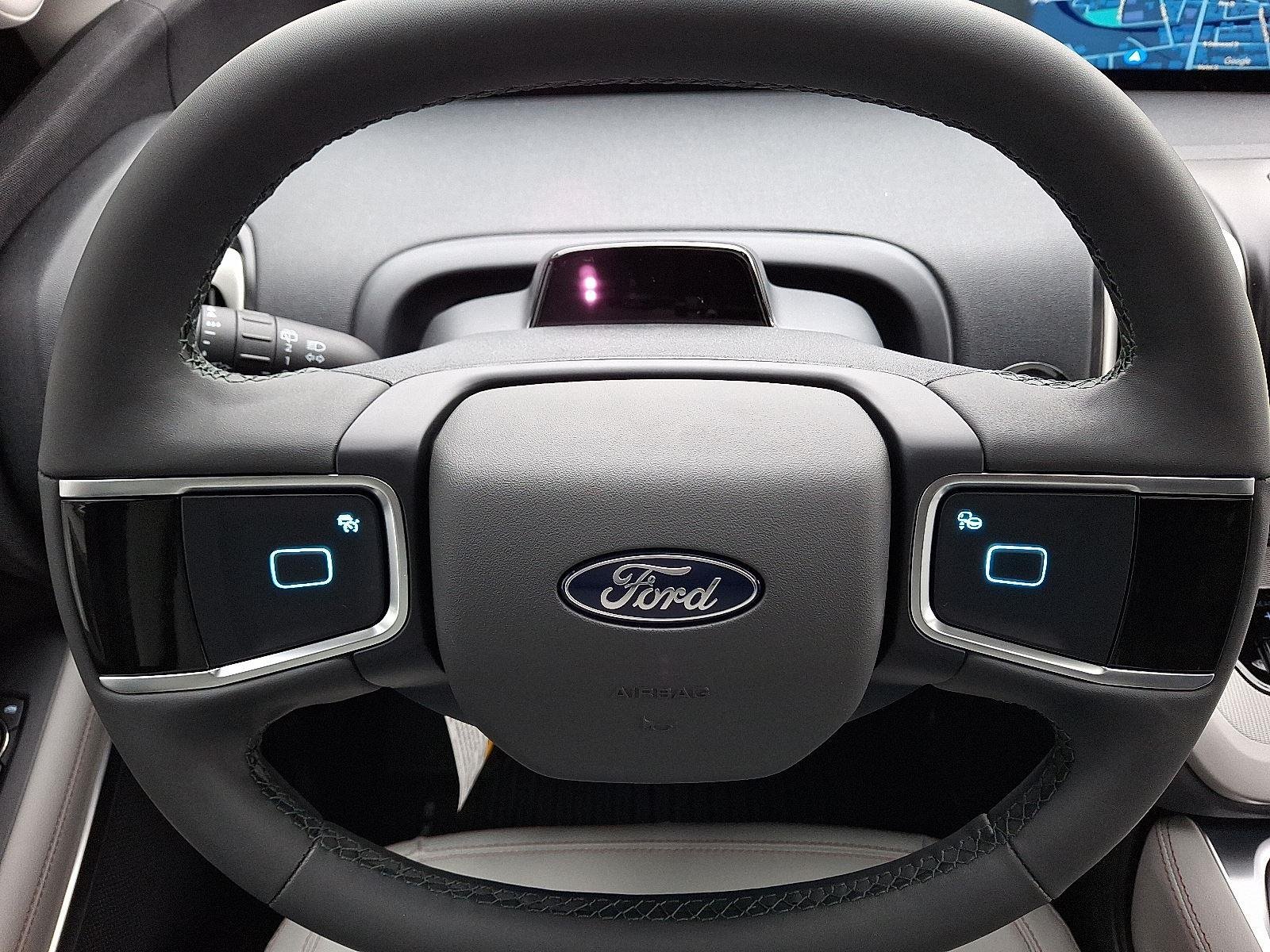 New 2025 Star White Metallic Tri-Coat Ford Active image 17