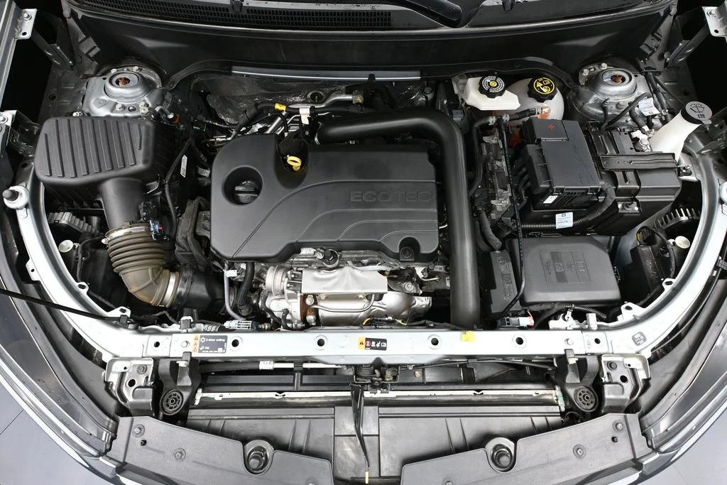 Used 2023 Gray Chevrolet LT image 46