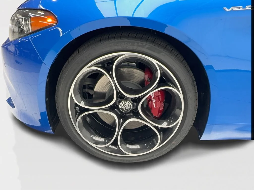 New 2026 Blue Alfa Romeo Base image 13