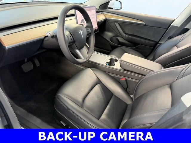 Used 2023 White Tesla Base image 6