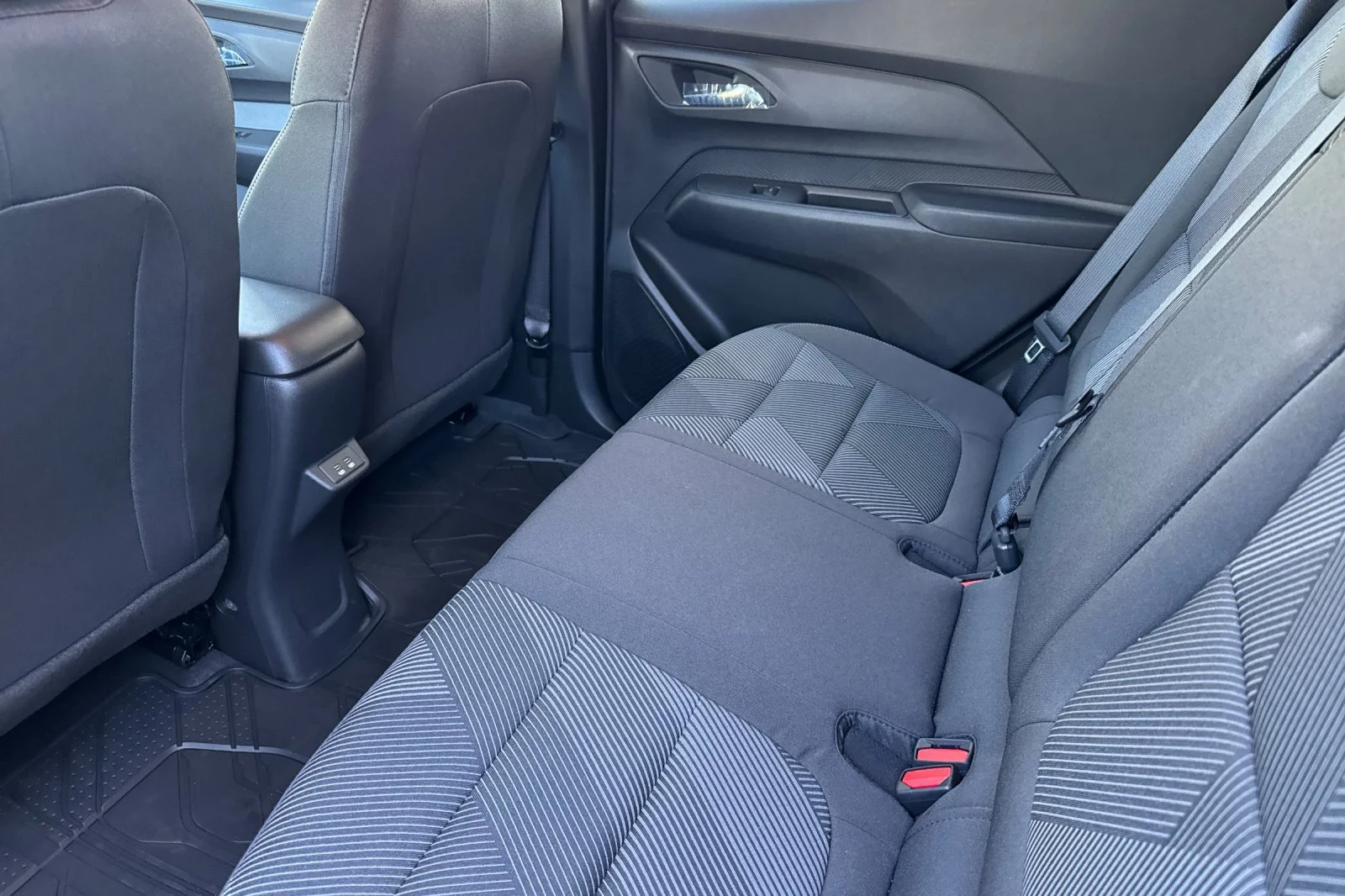 2027 Chevrolet Bolt LT - Photo 11