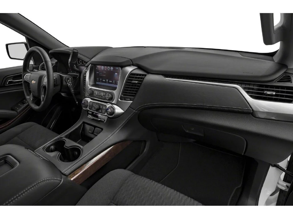 Used 2019 IRIDESCENT PEARL TRICOAT Chevrolet LT image 10