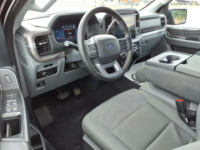 Used 2025 Black Ford XLT image 19