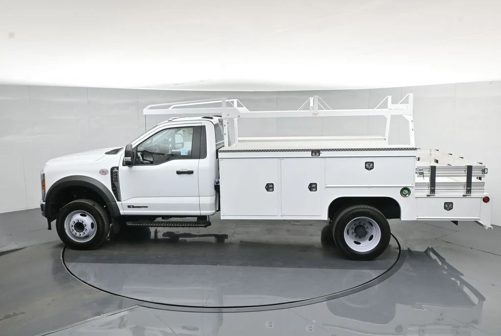 New 2025 Oxford White Ford XL image 57