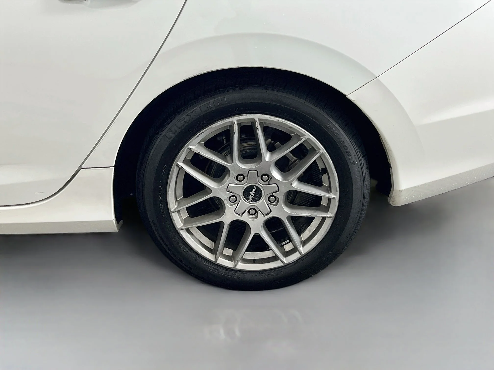 Used 2020 White Honda EX image 32