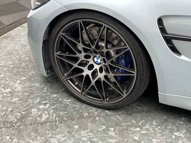 Used 2018  BMW CS image 30