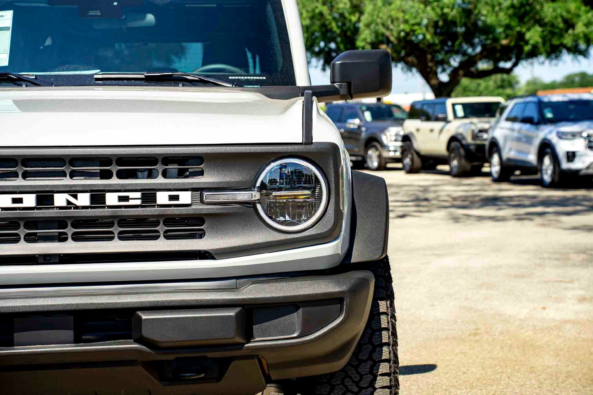 New 2026 Avalanche Gray Ford Base image 8