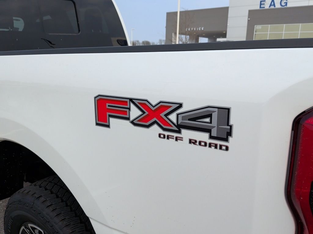 New 2026 Star White Metallic Tri-Coat Ford F-250® Platinum® image 45