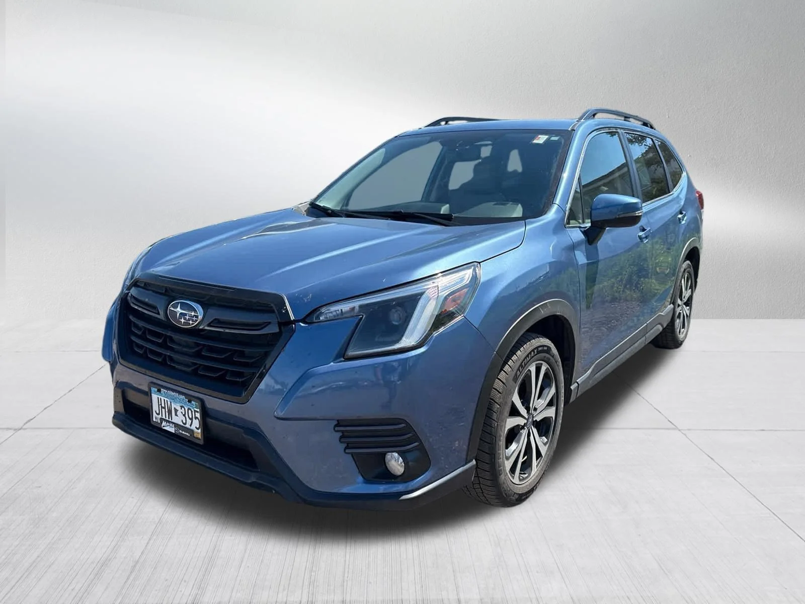 Used 2022 Horizon Blue Pearl Subaru Limited image 2