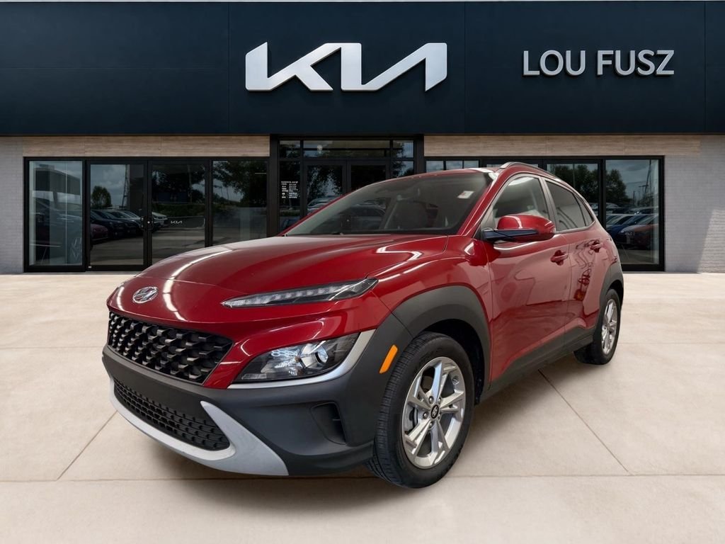 Used 2023 Red Hyundai SEL image 1