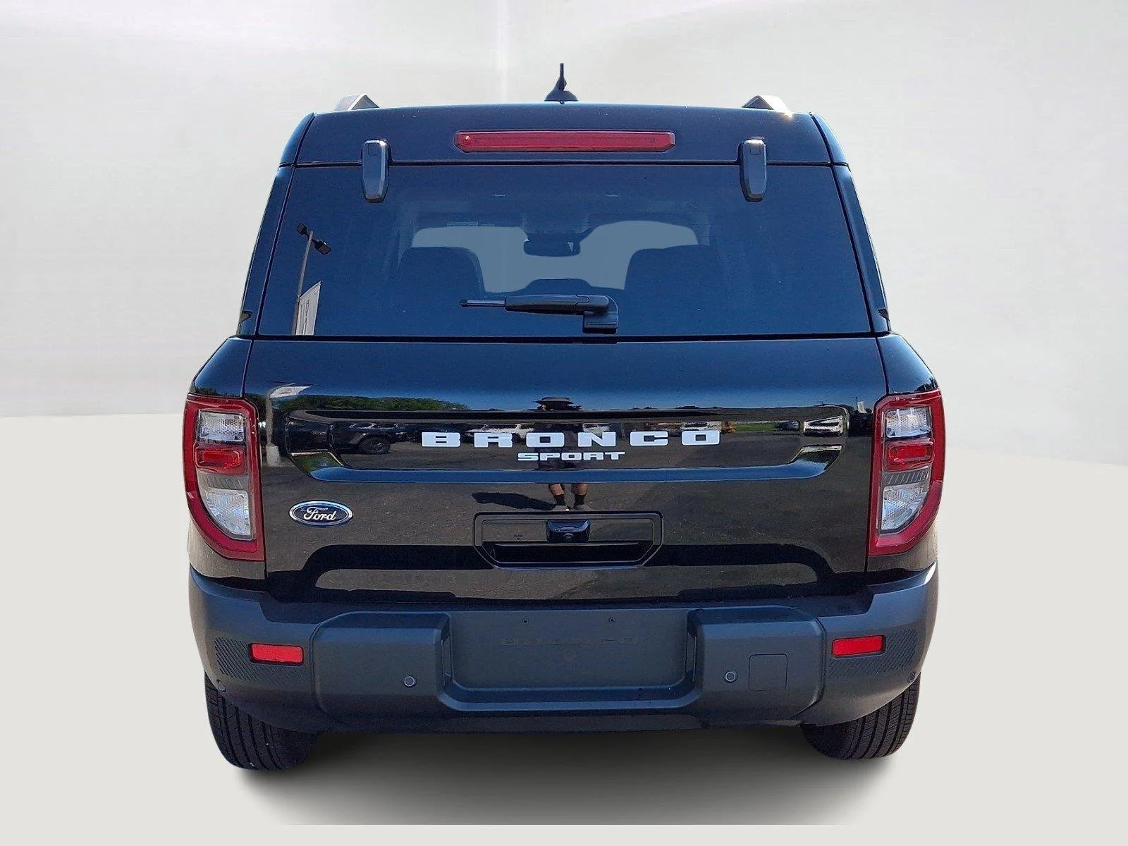 Used 2025 Shadow Black Ford Outer Banks image 5