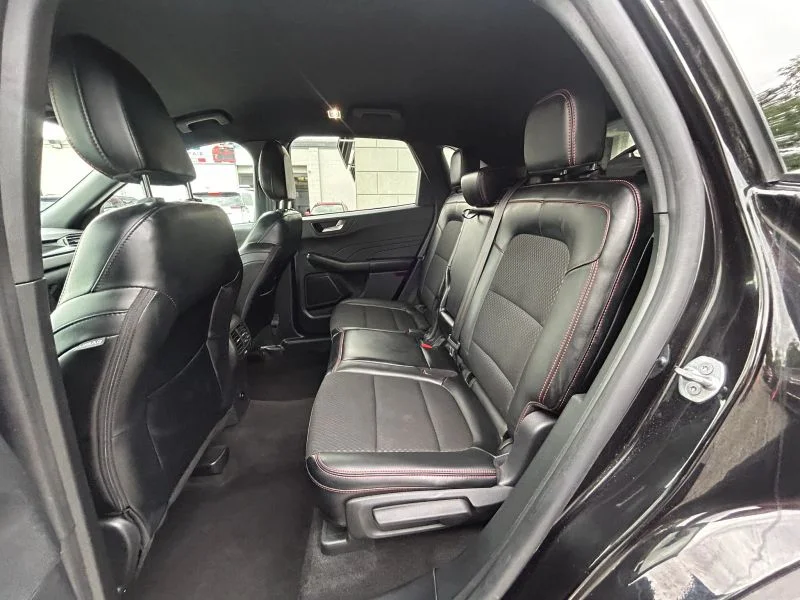 Used 2025 Black Ford ST-Line Sport Utility 4D image 36