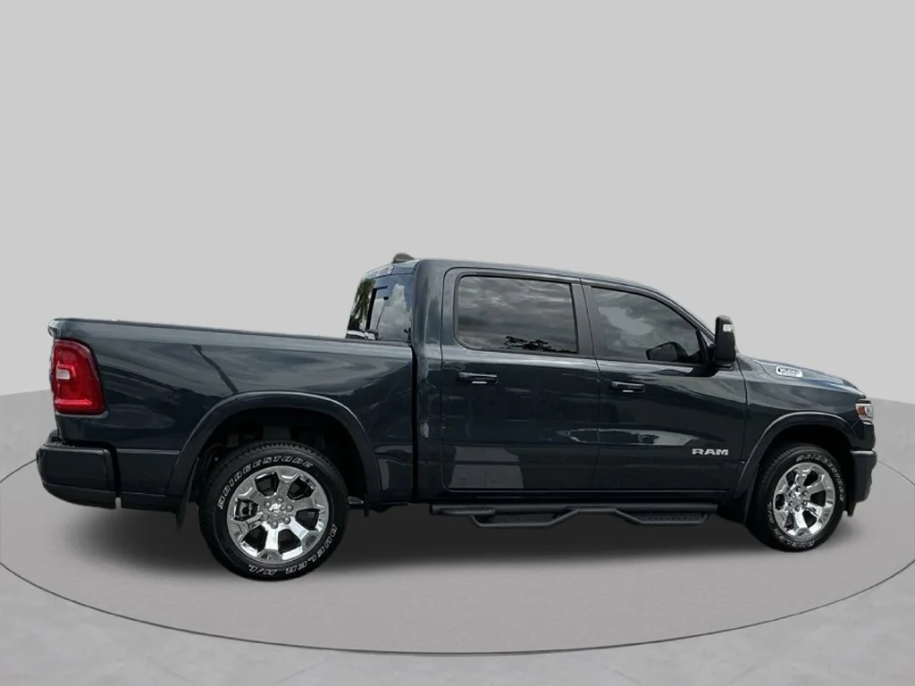 Used 2025 Blue Ram Big Horn/Lone Star image 11