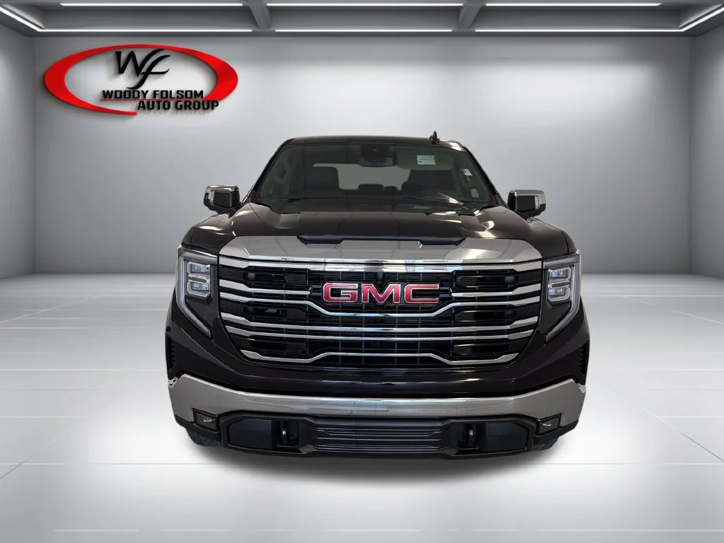 New 2026 Onyx Black GMC SLT image 2